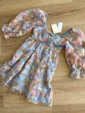 Allison +Kelly Puff Sleeve Flower Dress